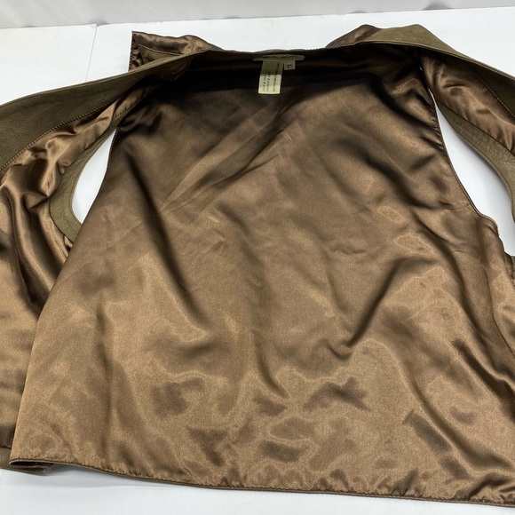 Eddie Bauer Men’s Brown Leather Vest LG Pockets Back Buckle Button Front - Picture 6 of 15